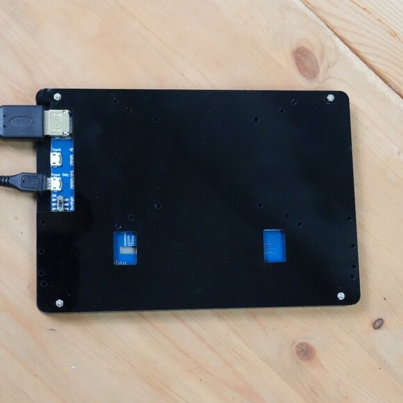 LED Micro Monitor touch screen - PC and Raspberry Pi capable - Picture 6 of 7